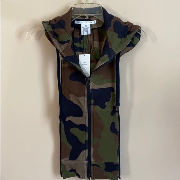 veronica beard camo dickey